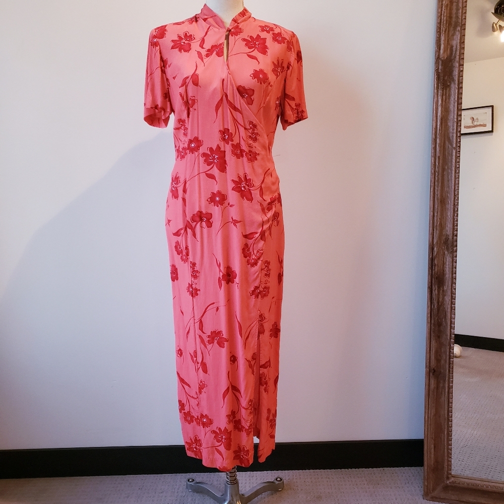 Vintage Newport News Patterned Dress with Keyhole neckline